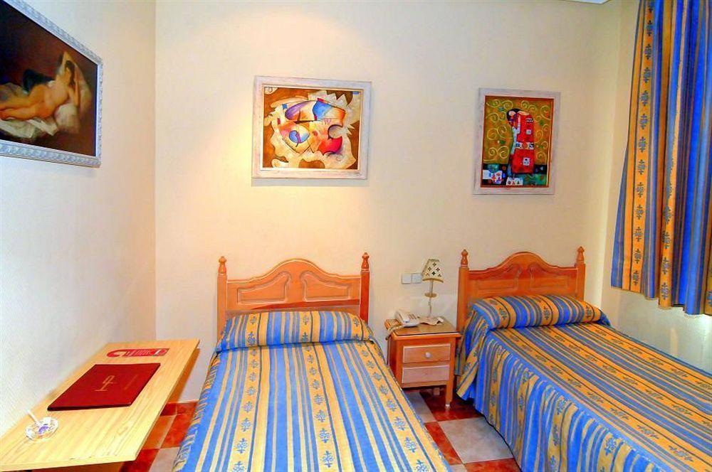 Ch Plaza D'Ort Rooms IV Madrid Exterior foto